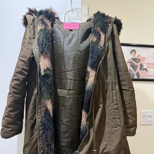 Women’s Betsey Johnson Olive Green Winter Jacket with Multicolor Faux Fur, XL